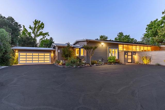 275 Eleanor Drive, Woodside CA: https://media.crmls.org/mediaz/8c401bb4-bd5b-4d22-8c33-097124516fc1.jpg