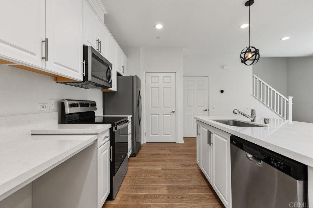 3171 Linwood St - photo 8