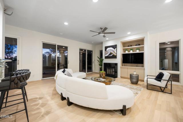 1265 Chateau Road, Pasadena CA: https://media.crmls.org/mediaz/8c41b884-1d6b-4d6b-8250-2fde1b1505e8.jpg