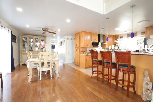 187 Chateau La Salle Drive, San Jose CA: https://media.crmls.org/mediaz/8c42cdb5-7593-4257-a3e2-53cc8e800f7f.jpg