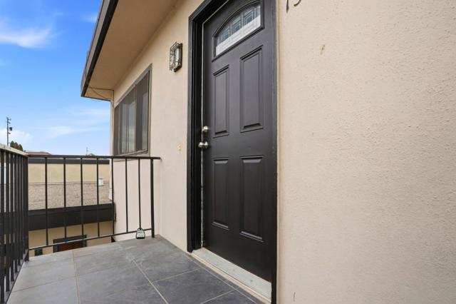 1115 Spruce Street, Millbrae CA: https://media.crmls.org/mediaz/8c42de6c-7445-44d0-916f-5ab0bf26ea0b.jpg