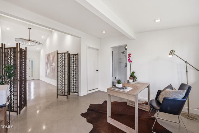 34 Vientos Road, Camarillo CA: https://media.crmls.org/mediaz/8c4497c2-d945-44e7-a410-5c5f4ca842cf.jpg