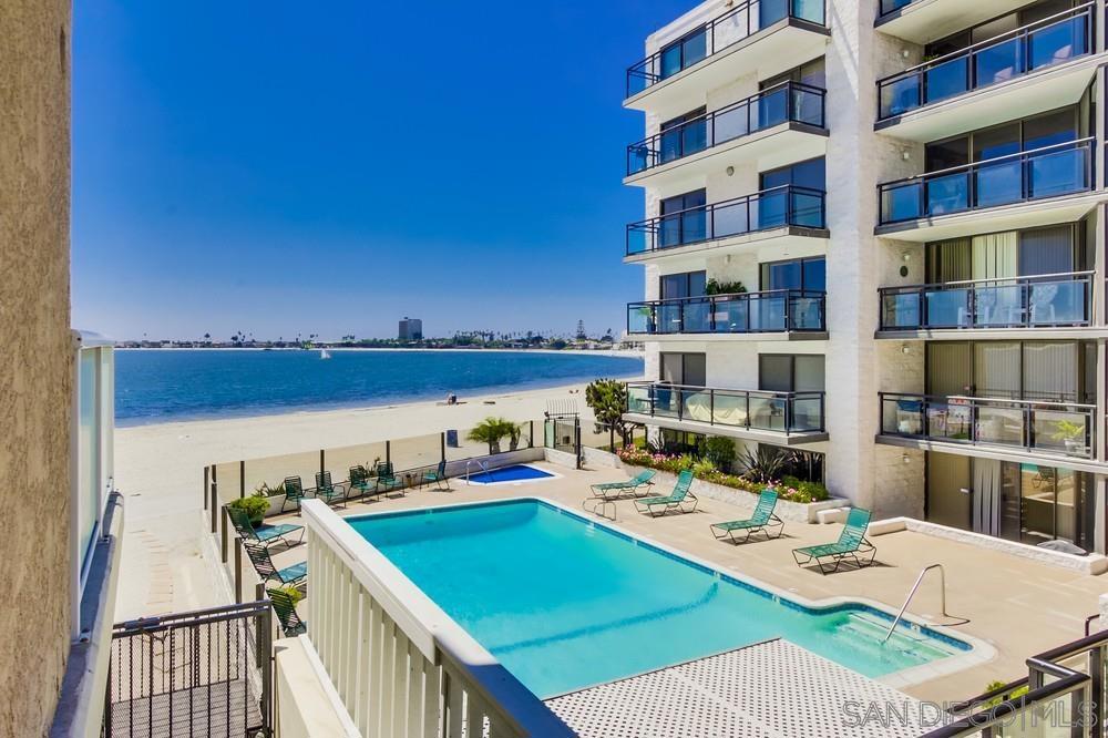 3888 Riviera Dr #301
