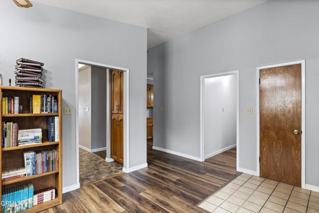 22728 Westwood Boulevard, Tehachapi CA: https://media.crmls.org/mediaz/8c481c59-e4e8-4ded-9fb4-caf98a23e124.jpg