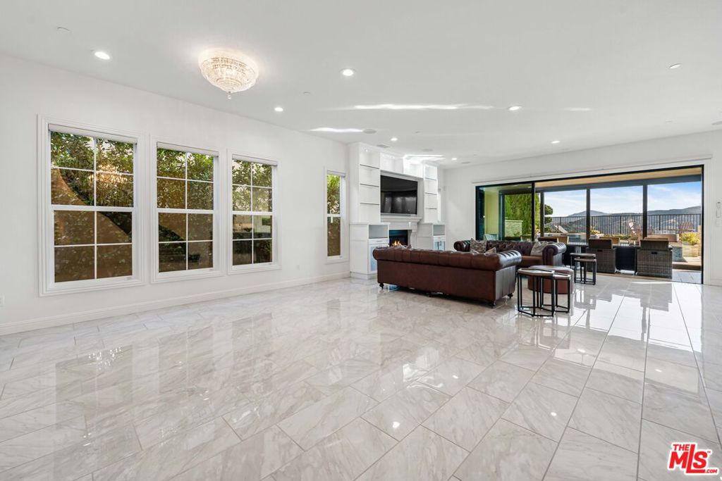MLS #26859039 image #25