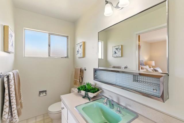 610 De Anza Avenue, San Carlos CA: https://media.crmls.org/mediaz/8c4a700c-4da3-4ab9-b3b6-80256d555207.jpg
