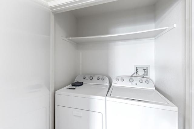 323 Green Ridge Drive, Daly City CA: https://media.crmls.org/mediaz/8c4afb29-cb88-440f-9f90-928a8b9d8bf2.jpg