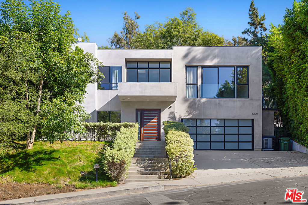 11200 DONA LOLA Drive