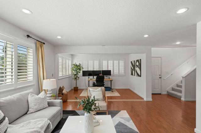 2834 Welk Cmn, Fremont CA: https://media.crmls.org/mediaz/8c4e078a-df24-486b-91f5-0099a5fb4148.jpg