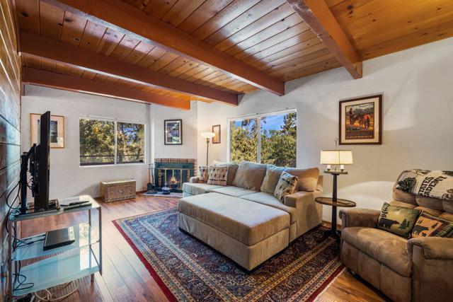 54370 Valley, Idyllwild CA: https://media.crmls.org/mediaz/8c4e5259-4aed-42ff-bde0-f3b57b1f6d28.jpg