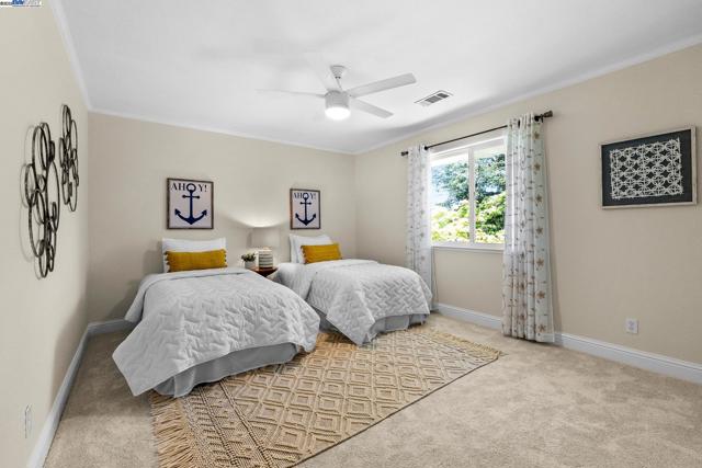 3746 La Costa Ave, Castro Valley CA: https://media.crmls.org/mediaz/8c4ea8f6-5082-454f-a769-6cc509b02d70.jpg