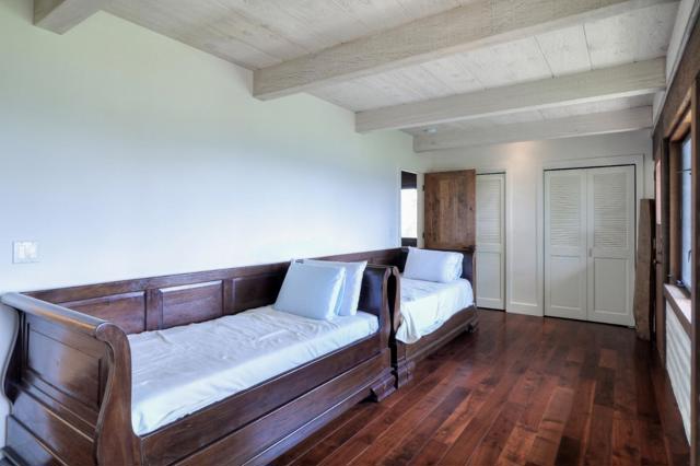500 El Caminito Road, Carmel Valley CA: https://media.crmls.org/mediaz/8c4ec847-5828-488b-bef7-172da5bb91a5.jpg