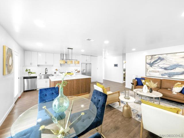 1427 Signal Ave, San Diego CA: https://media.crmls.org/mediaz/8c4f21e6-d4a2-43ea-9ddc-9f6289412a44.jpg