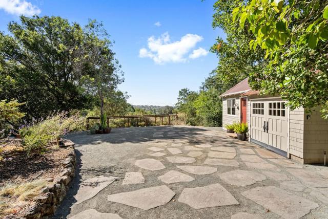 105 Highland Avenue, Los Gatos CA: https://media.crmls.org/mediaz/8c4f7442-d0e9-44e4-8830-5a0764f590f4.jpg