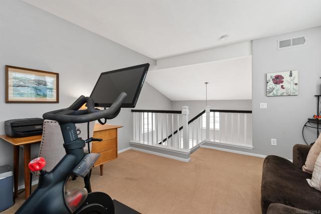 12029 World Trade Dr Unit 2, San Diego CA: https://media.crmls.org/mediaz/8c4ff78d-105a-4f77-96cc-60ae55f17fdd.jpg