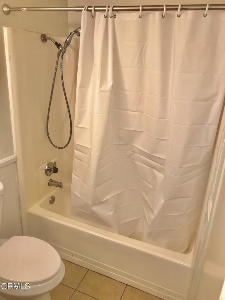 https://media.crmls.org/mediaz/8c5020bb-e21d-455a-9ce7-d4aa76b4886f.jpg?preset=X-Large