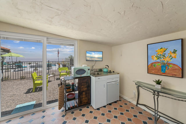 56375 Bighorn Drive, Mountain Center CA: https://media.crmls.org/mediaz/8c504073-54c3-43f1-9302-ccb5dc197e63.jpg