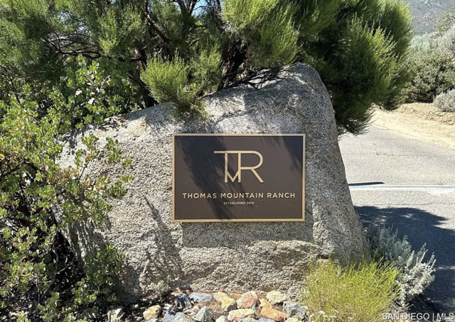 55001 Roadrunner WAY, Anza CA: https://media.crmls.org/mediaz/8c50900a-81c7-4cfa-b6b5-5132d6c2a9b2.jpg