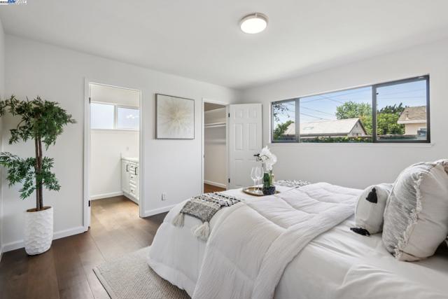 5349 Valpey Park Ave, Fremont CA: https://media.crmls.org/mediaz/8c514834-b190-43d6-88de-2a3b2c6969fc.jpg