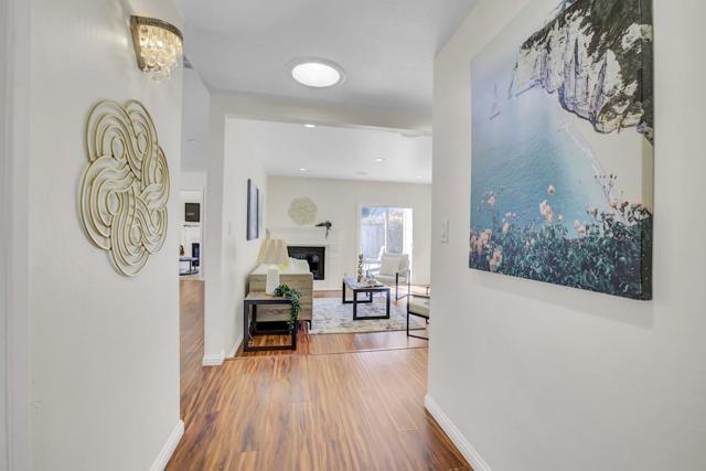 34863 Warwick Court, Fremont CA: https://media.crmls.org/mediaz/8c5256ef-ba8c-460d-95cb-b82841dd832e.jpg