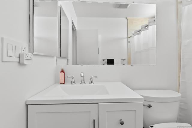 3719 Balboa Drive, Oceanside CA: https://media.crmls.org/mediaz/8c529d27-5825-4cc3-ab22-05e9ff3ca379.jpg