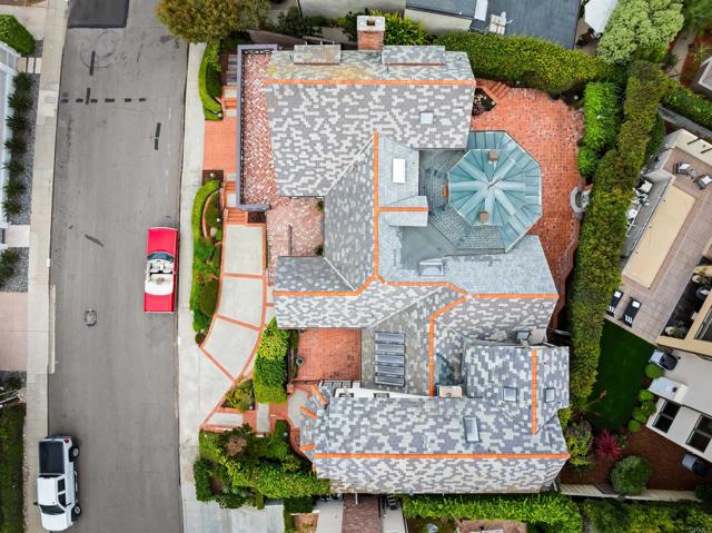 Detail Gallery Image 9 of 60 For 1879 Viking Way, La Jolla,  CA 92037 - 5 Beds | 5/1 Baths