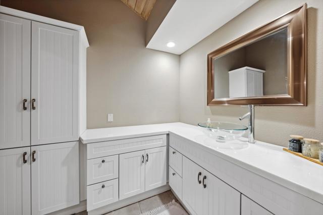 343 Forest Hills Drive, Rancho Mirage CA: https://media.crmls.org/mediaz/8c541645-1937-4292-ac8c-713d5748b97e.jpg
