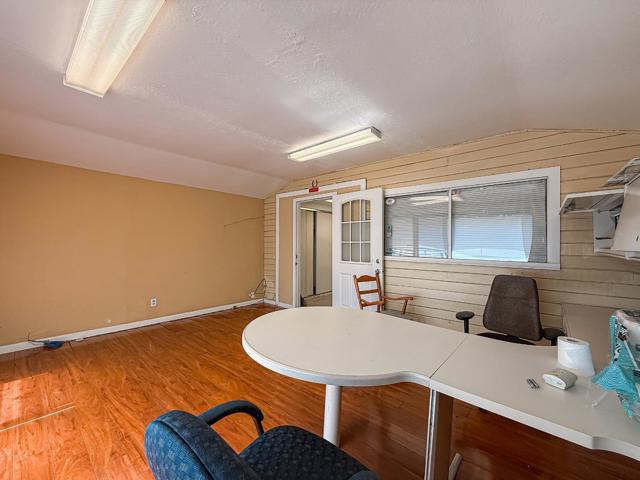 558 A Street, Hayward CA: https://media.crmls.org/mediaz/8c548090-e71b-49ee-bd5b-43093138bd81.jpg