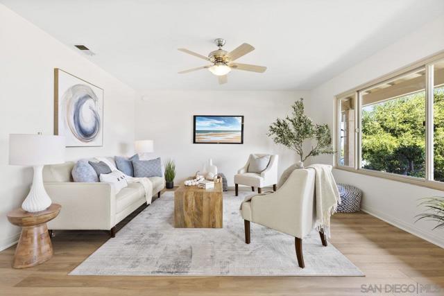 4469 Albatross Way, Oceanside CA: https://media.crmls.org/mediaz/8c5721df-040a-4d48-a3c3-7bdee16a6aeb.jpg