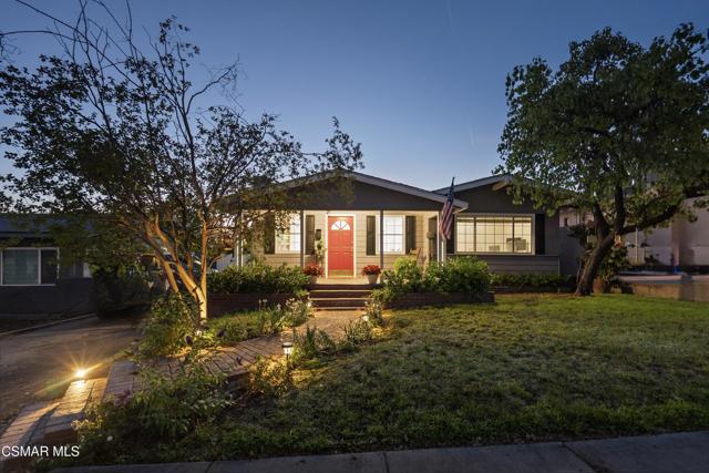 623 E Fairmount Road, Burbank CA: https://media.crmls.org/mediaz/8c57ae67-2f84-499a-84ec-824ed2a16bd4.jpg