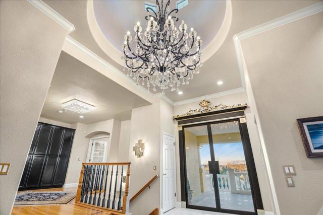 385 Atherton Way, Morgan Hill CA: https://media.crmls.org/mediaz/8c57dd80-be6f-4242-babe-642cefd47b47.jpg