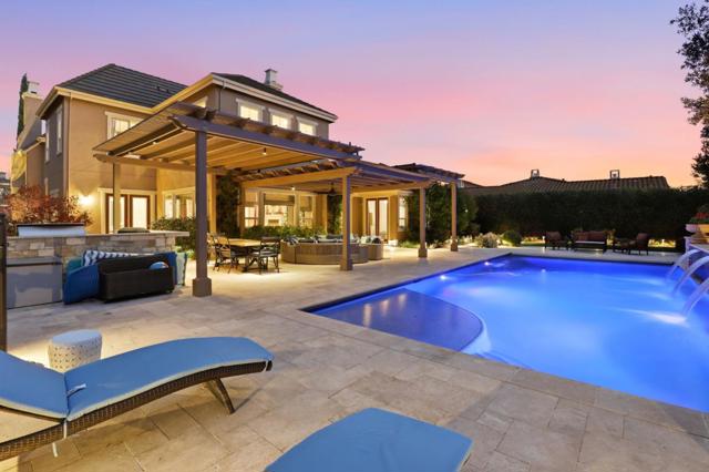 1625 Mission Avenida, Morgan Hill CA: https://media.crmls.org/mediaz/8c582e5a-fa6a-42d1-9889-aa96d391c6bd.jpg