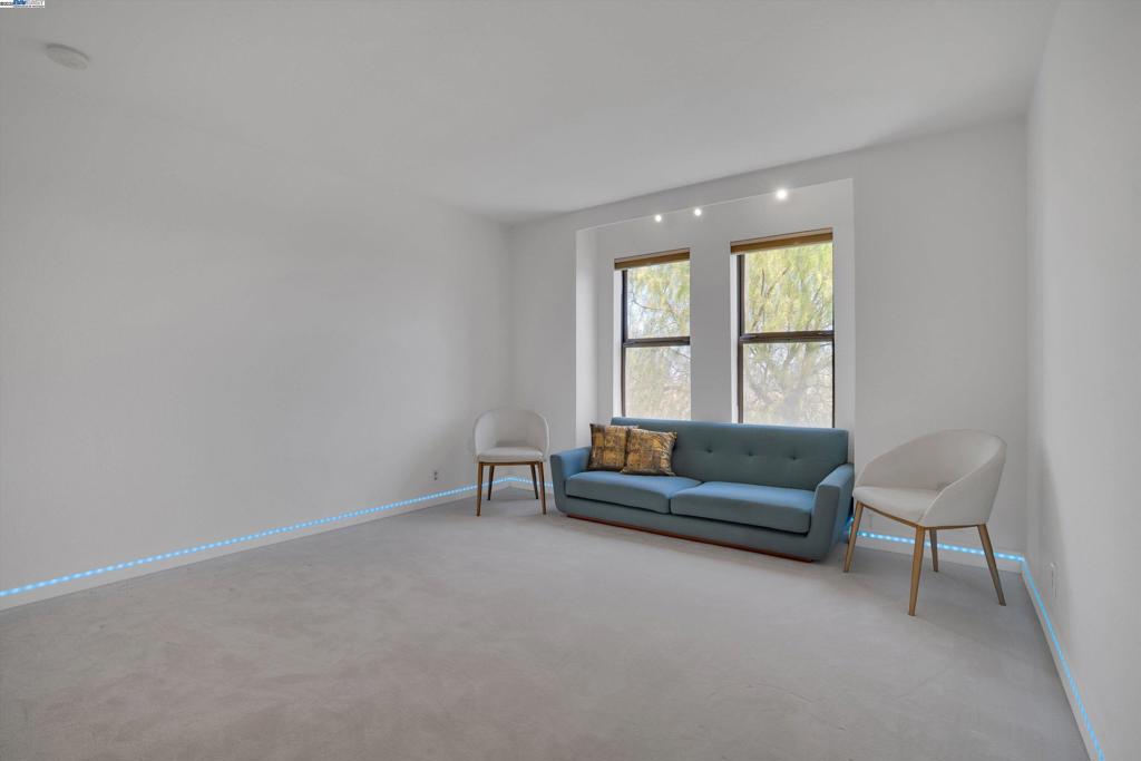 MLS #41104675 img 24