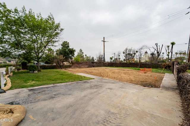 2686 Meguiar Drive, Pasadena CA: https://media.crmls.org/mediaz/8c5900b3-330d-4b92-9551-a0b6272a81de.jpg