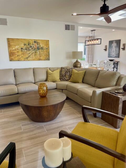 1730 Capri Circle, Palm Springs CA: https://media.crmls.org/mediaz/8c5a2286-35c3-4761-bd3f-2433fc693655.jpg