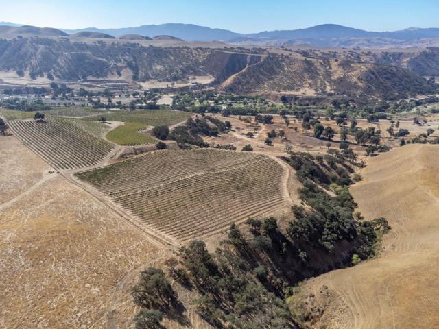 0 Airline Highway, Tres Pinos CA: https://media.crmls.org/mediaz/8c5a76ba-3e50-451e-b661-eab4390a0aa4.jpg