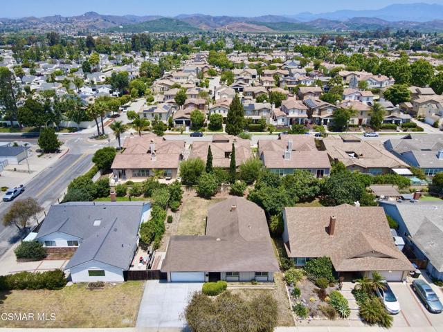 8123 Tiara Street, Ventura CA: https://media.crmls.org/mediaz/8c5bb7c7-0a7c-49a2-b993-273606084f2a.jpg