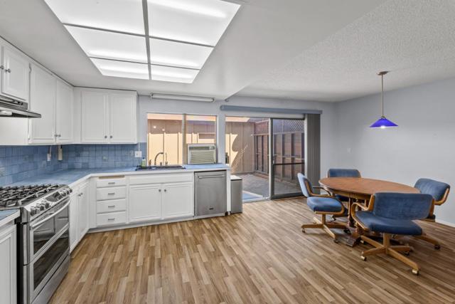 2324 Toiyabe Way, San Jose CA: https://media.crmls.org/mediaz/8c5cfeac-836f-4302-b613-8e009c578f59.jpg