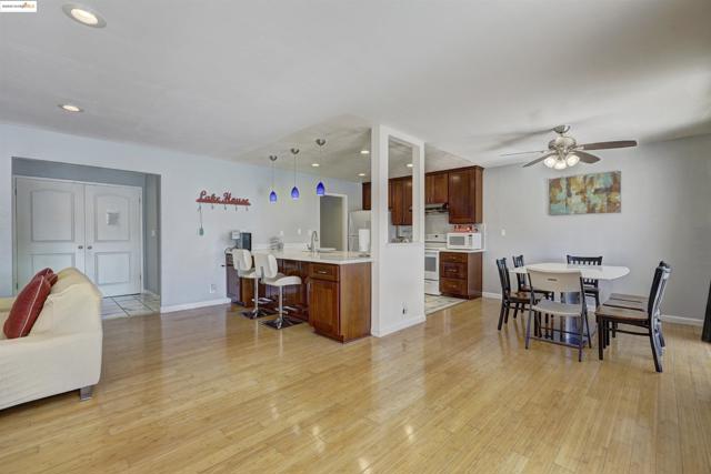 5106 Cabrillo Pt, Discovery Bay CA: https://media.crmls.org/mediaz/8c5df3f9-10ca-4c79-b1a1-81b80e45205c.jpg