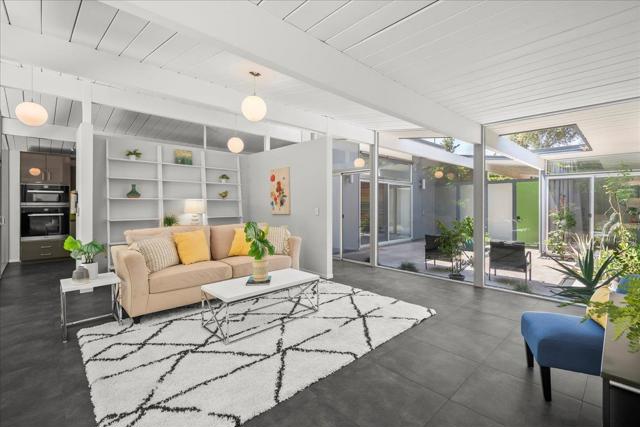 594 W Remington Drive, Sunnyvale CA: https://media.crmls.org/mediaz/8c5e537a-5586-4551-a23b-1d3d342d81f5.jpg