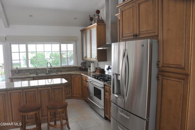 1064 Finrod Court, Westlake Village CA: https://media.crmls.org/mediaz/8c5f0ece-4e58-4565-90d5-3f501f04e27f.jpg