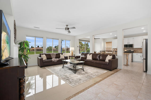 Image 6 of 22 For 49438 Douglas Street