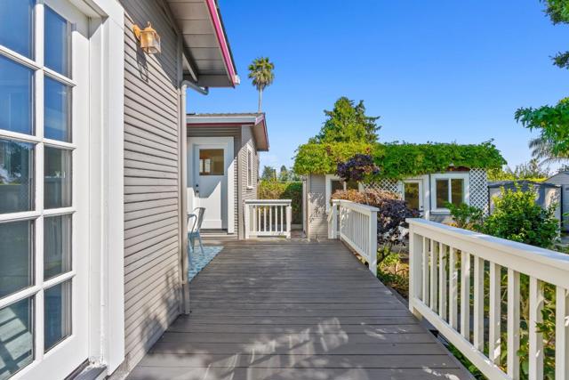 1719 Bay Street, Santa Cruz CA: https://media.crmls.org/mediaz/8c607adb-b3ce-4eed-88bf-3be1e06943b3.jpg