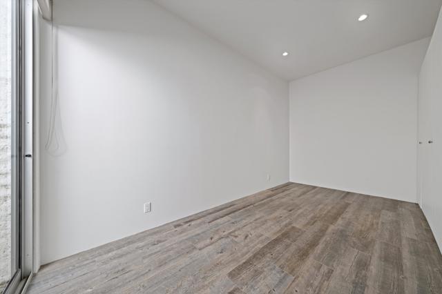 46640 Amir Drive, Palm Desert CA: https://media.crmls.org/mediaz/8c60b9fd-4c0c-4a97-acb8-b9cda03293dd.jpg