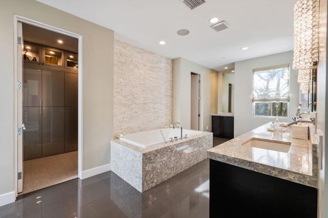 23 Emerald Court, Rancho Mirage CA: https://media.crmls.org/mediaz/8c610103-4e36-4fa4-9ef8-40284a323808.jpg