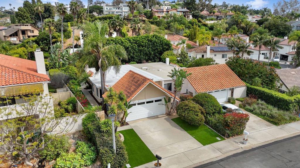 2543 Luciernaga St - photo 6