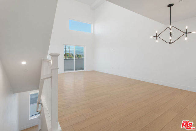 11220 Victory Boulevard, North Hollywood CA: https://media.crmls.org/mediaz/8c612528-d5f2-4ffa-8123-9fc52d229c5f.jpg