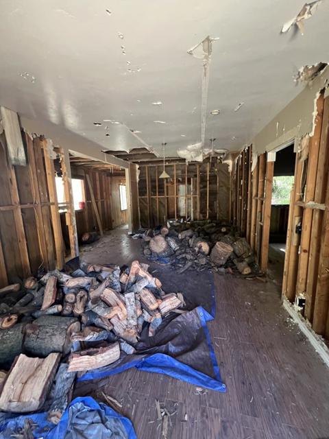 17160 Wilson Way, Royal Oaks CA: https://media.crmls.org/mediaz/8c61b7bc-c44b-4098-8ecc-052d0dab2d20.jpg