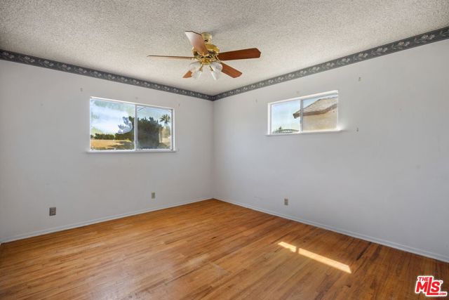 2659 Luray Circle, Simi Valley CA: https://media.crmls.org/mediaz/8c61ba3b-0134-400b-9c62-8a22f4d1002f.jpg