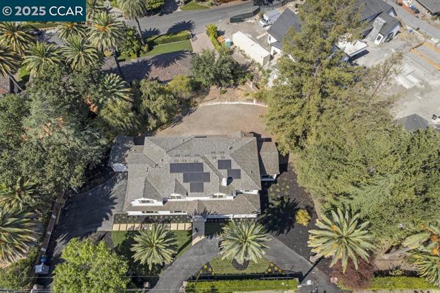 1953 La Cadena, Diablo CA: https://media.crmls.org/mediaz/8c61bea8-8385-4d9f-9446-88b39527b1f0.jpg